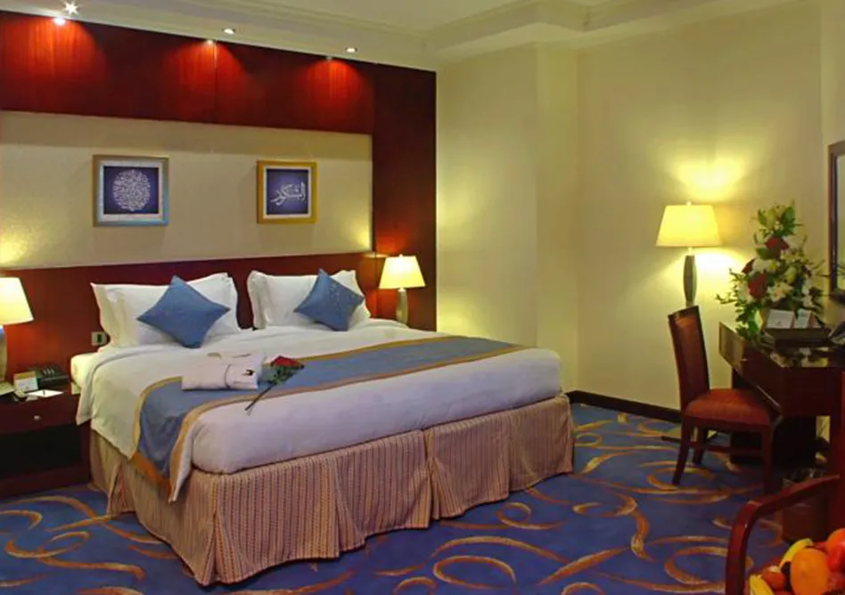 /media/hajj-images/double-bed-in-room.webp