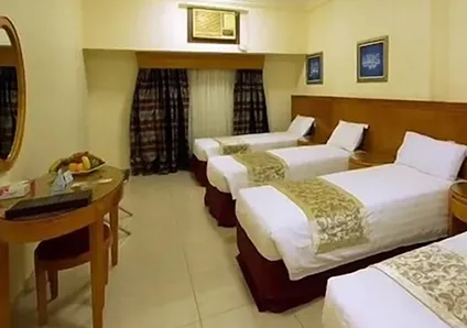 Room with 2 single beds