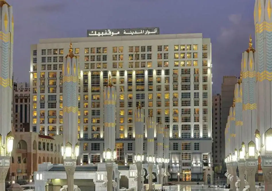 /media/umrah-images/anwar-al-madinah-movenpick-hotel%20%282%29.webp