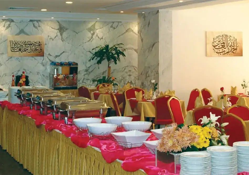 /media/umrah-images/breakfast.webp