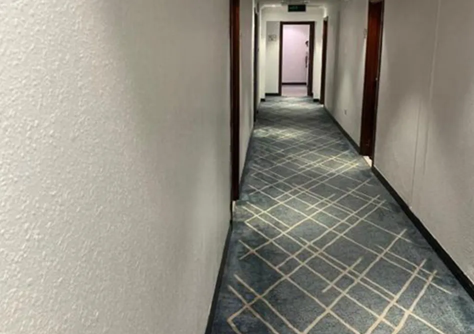 /media/umrah-images/corridor%20%286%29.webp
