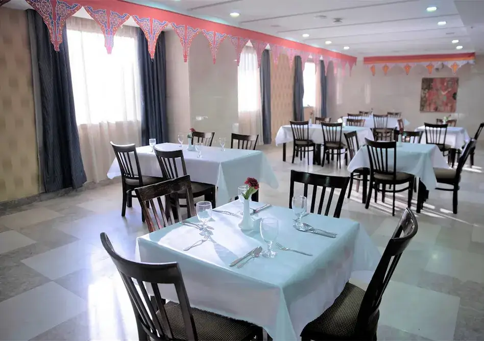 /media/umrah-images/dining-area-.webp