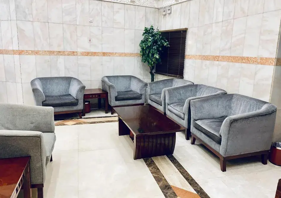 /media/umrah-images/living-area%20%281%29.webp
