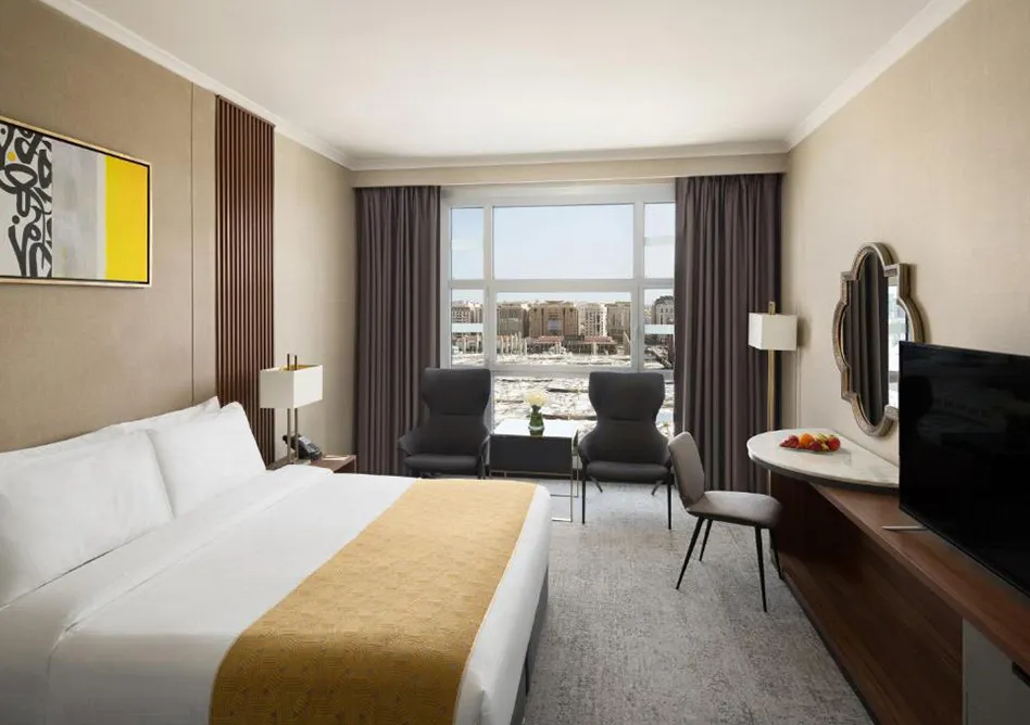 /media/umrah-images/room-with-double-bed%20%285%29.webp