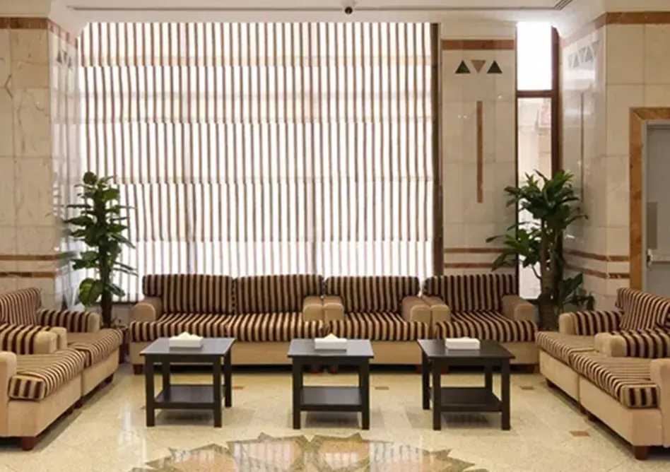 /media/umrah-images/sitting-place.webp